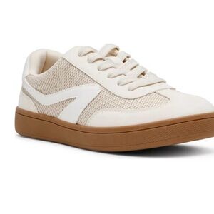 DOLCE VITA | ‘Quantum’ Cream Casual Sneakers